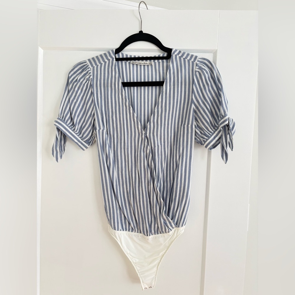 Abercrombie & Fitch Blue and White Striped Bodysuit | XXS